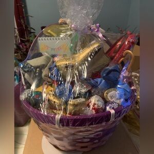 Easter Gift Basket with Assorted Treats